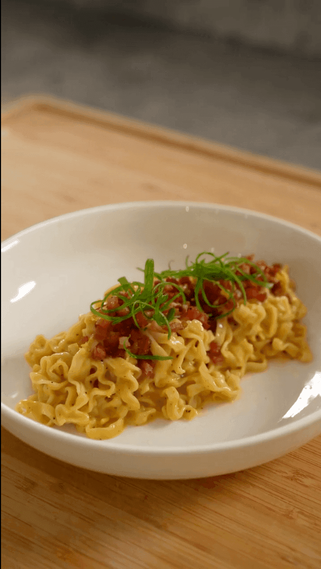 VIRAL Saucy Noods Creamy Chicken Carbonara Recipe - Maruchan