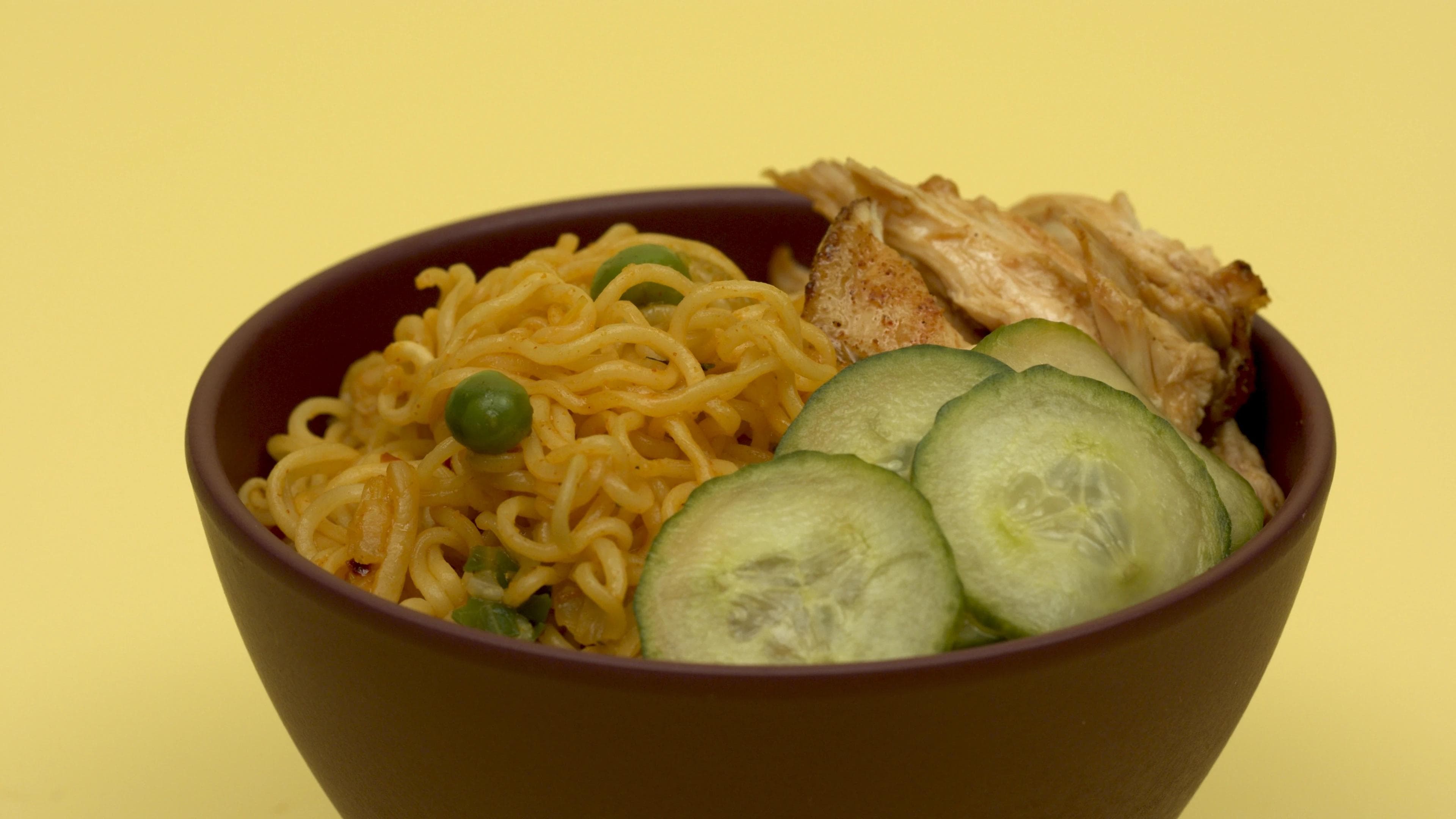 SMOKED CHICKEN YAKISOBA